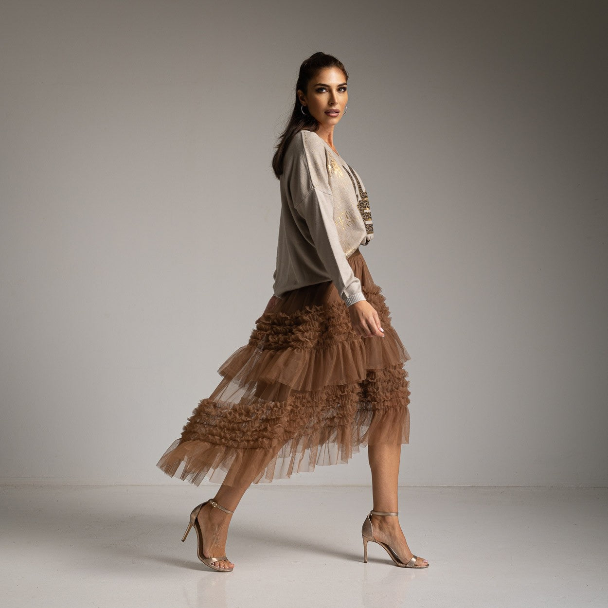 FALDA TUL VOLANTES CAMEL