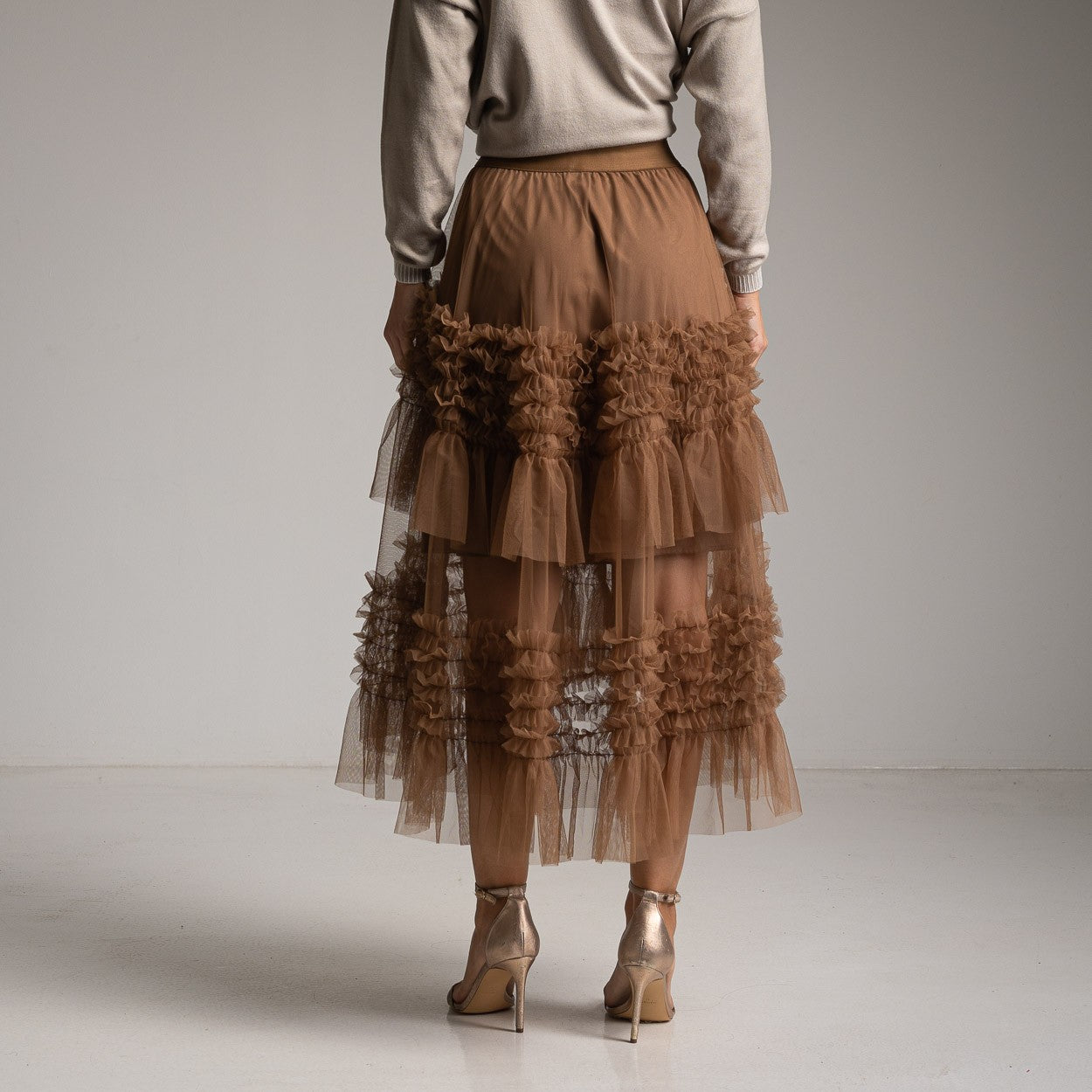 FALDA TUL VOLANTES CAMEL