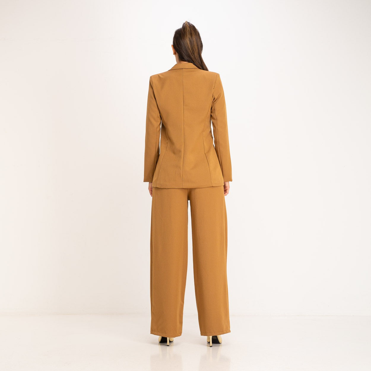 CONJUNTO CHAQUETA PANTALÓN